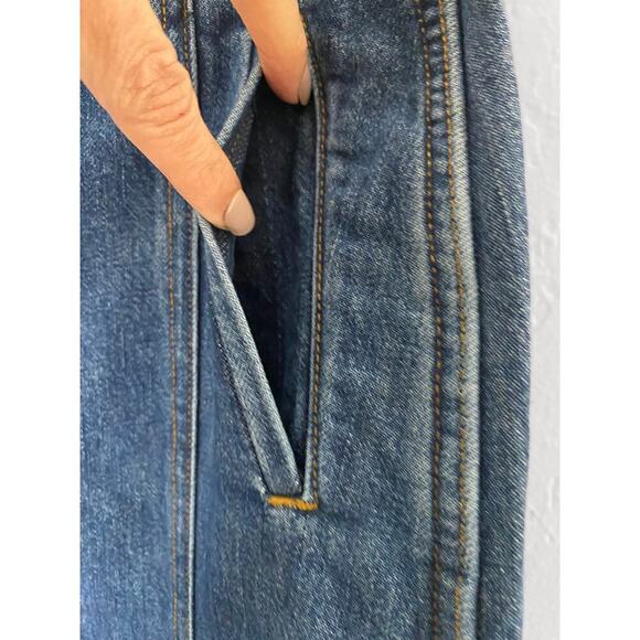 Zara Womens Slouchy High Waist Barrel Leg Button Zip Paneled Jeans Denim Pockets - Picture 8 of 14